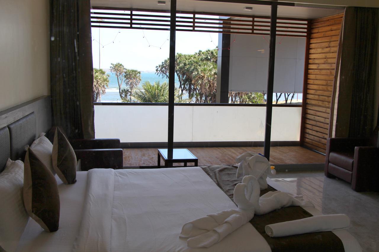 Krishna Beach Resorts - Diu Exteriör bild
